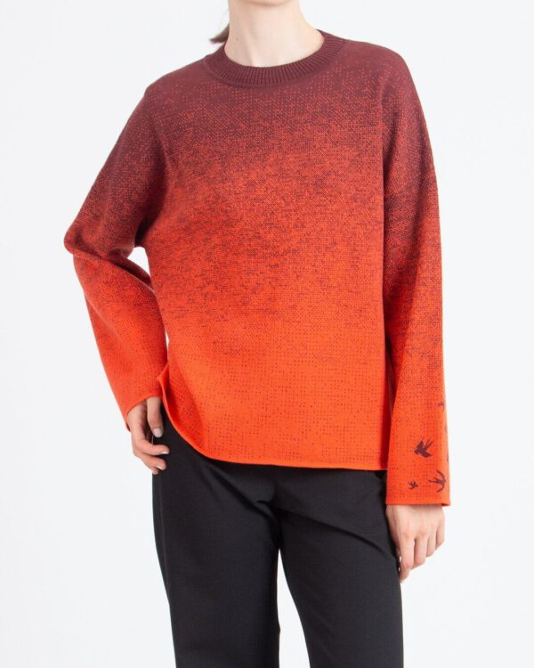 Ivko Jacquard Pullover Murmuration rood – model voorzijde