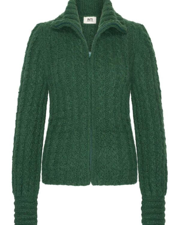 Groen handgebreid Inti vest van baby-alpacawol met rits en kraag, duurzaam gemaakt in Ecuador.