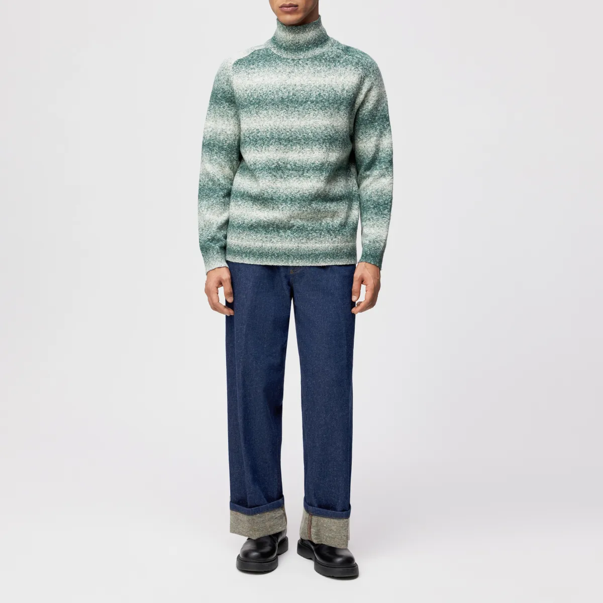 drykorn eddard groen Drykorn Eddard coltrui in groen-beige tinten met zacht wolmengsel, stijlvolle herentrui van Sjosz Mode Zutphen