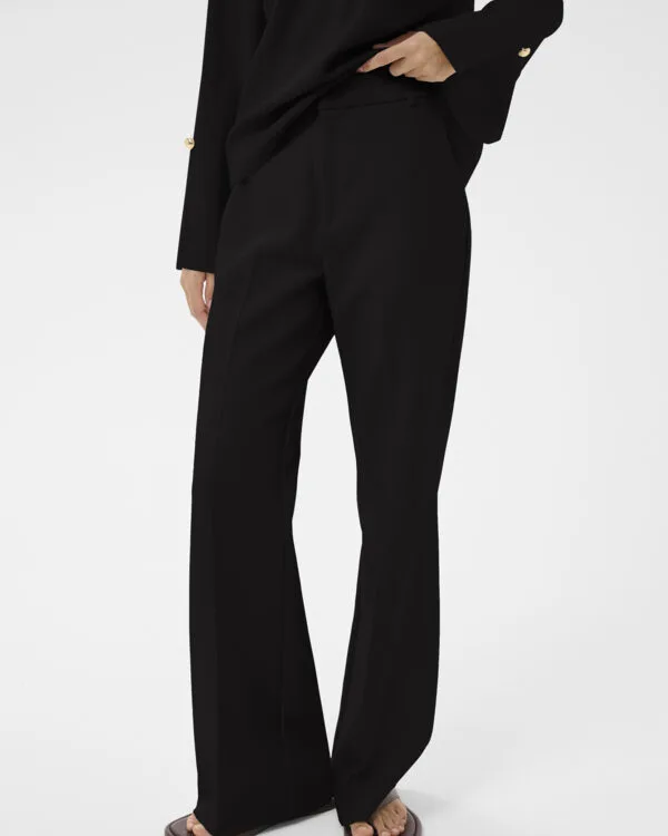 Elegante InWear BryelleIW bootcut pant in zwart. T