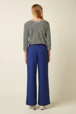 Achterzijde King Louie Frederica pants Marple met wijde pijpen in kobaltblauw