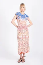 Ivko midi jurk ornament patroon multicolor model voorkant