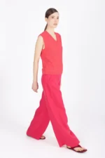 Ivko linnen broek roze wijde pijpen dames model zijkant